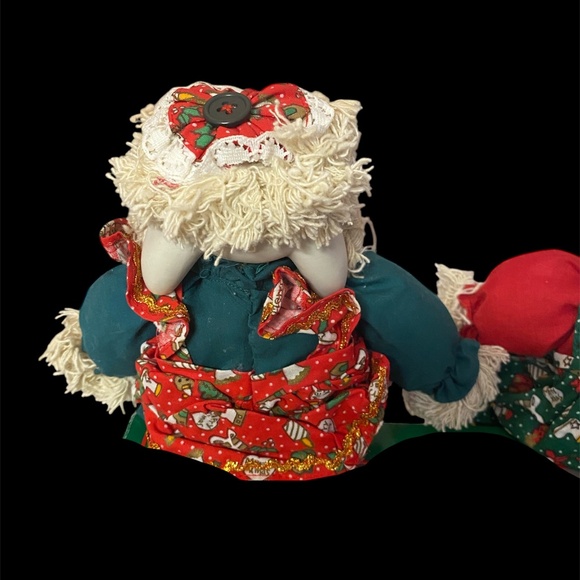 House of Lloyd Christmas Around the World Hip and Hop Bunny Shelf Sitters 1995 - Picture 7 of 7